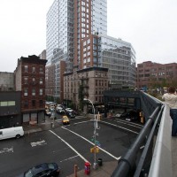 Photo of 10th Avenue Square from further north on the High Line