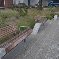 Photo of the typical High Line bench